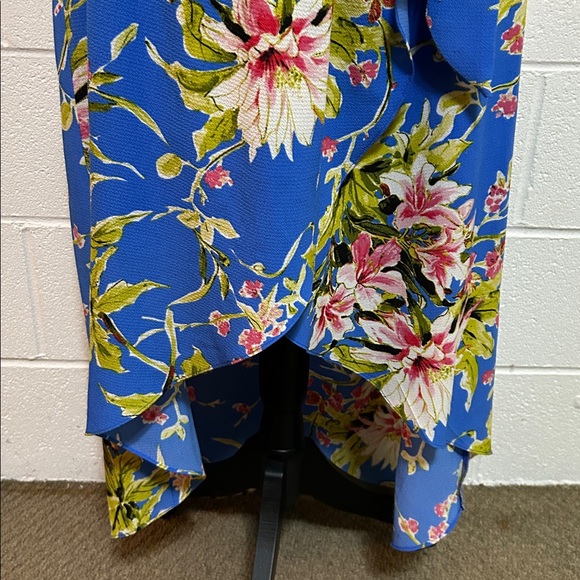 Blue Flowered Hi-Lo Dress 14 - Picture 4 of 9